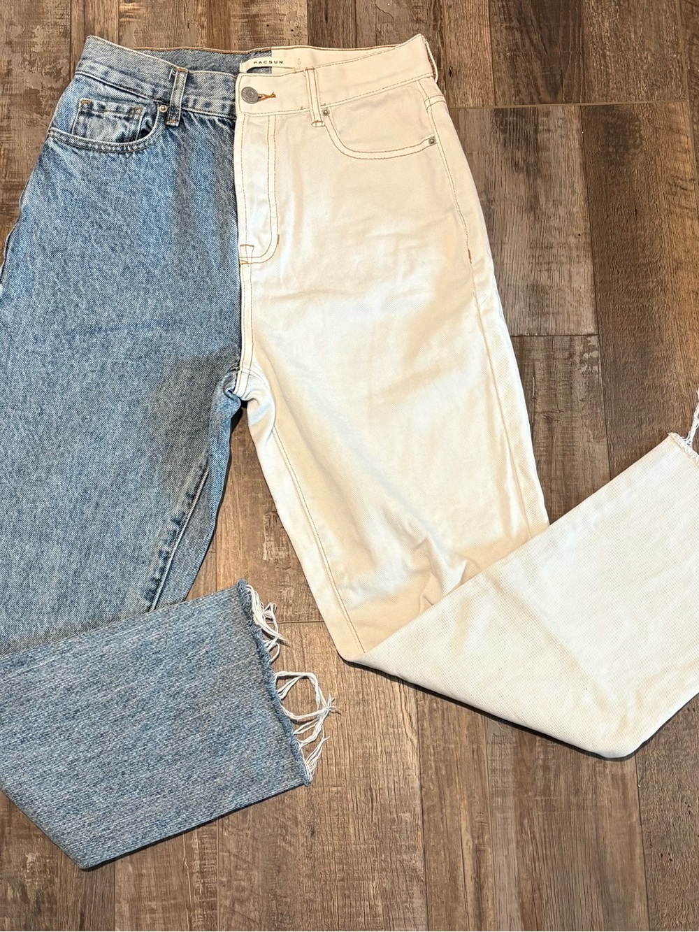 PacSun Two-Tone Straight Leg Jeans in Blue & Cream